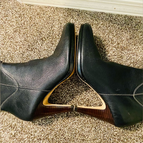 EUC Cole Haan Nike Air Sierra Black Pebbled Leather Tall Heeled Boots - Picture 10 of 17